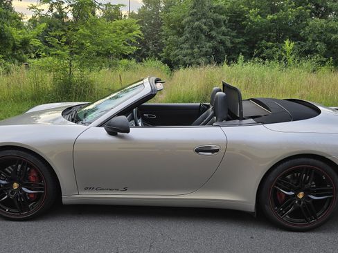 Used 2013 Porsche 911 Carrera S image 6