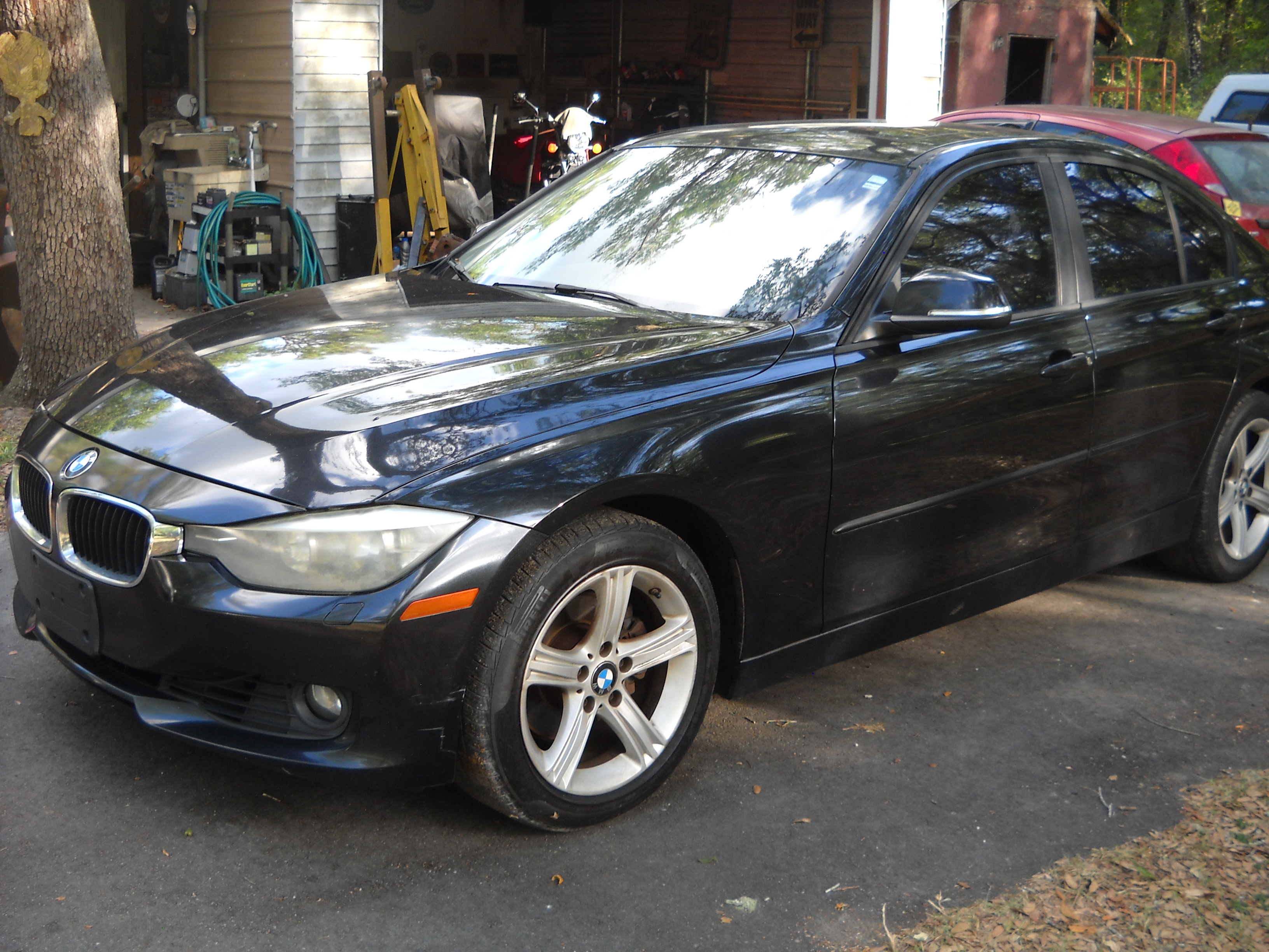 Used 2013 BMW 328i xDrive Sedan AWD/4WD image 2