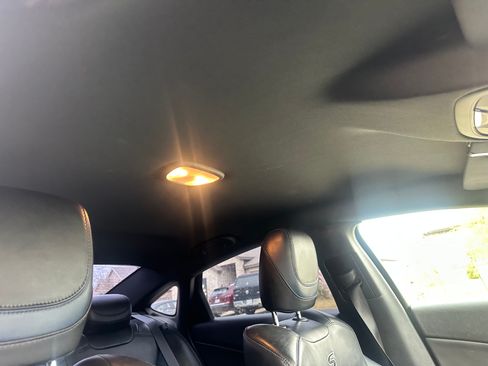 Used 2016 Chrysler 200 S w/ Navigation & Sound Group I image 8