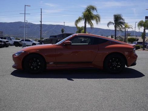 Used 2024 Nissan Z Performance w/ Heritage Edition image 8