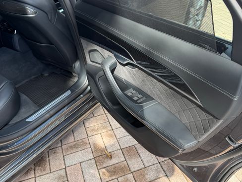 Used 2023 Audi S8 AWD/4WD image 21