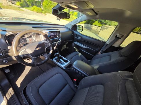 Used 2019 Chevrolet Colorado LT RWD image 8