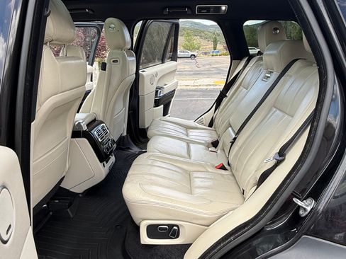 Used 2015 Land Rover Range Rover Supercharged AWD/4WD image 10