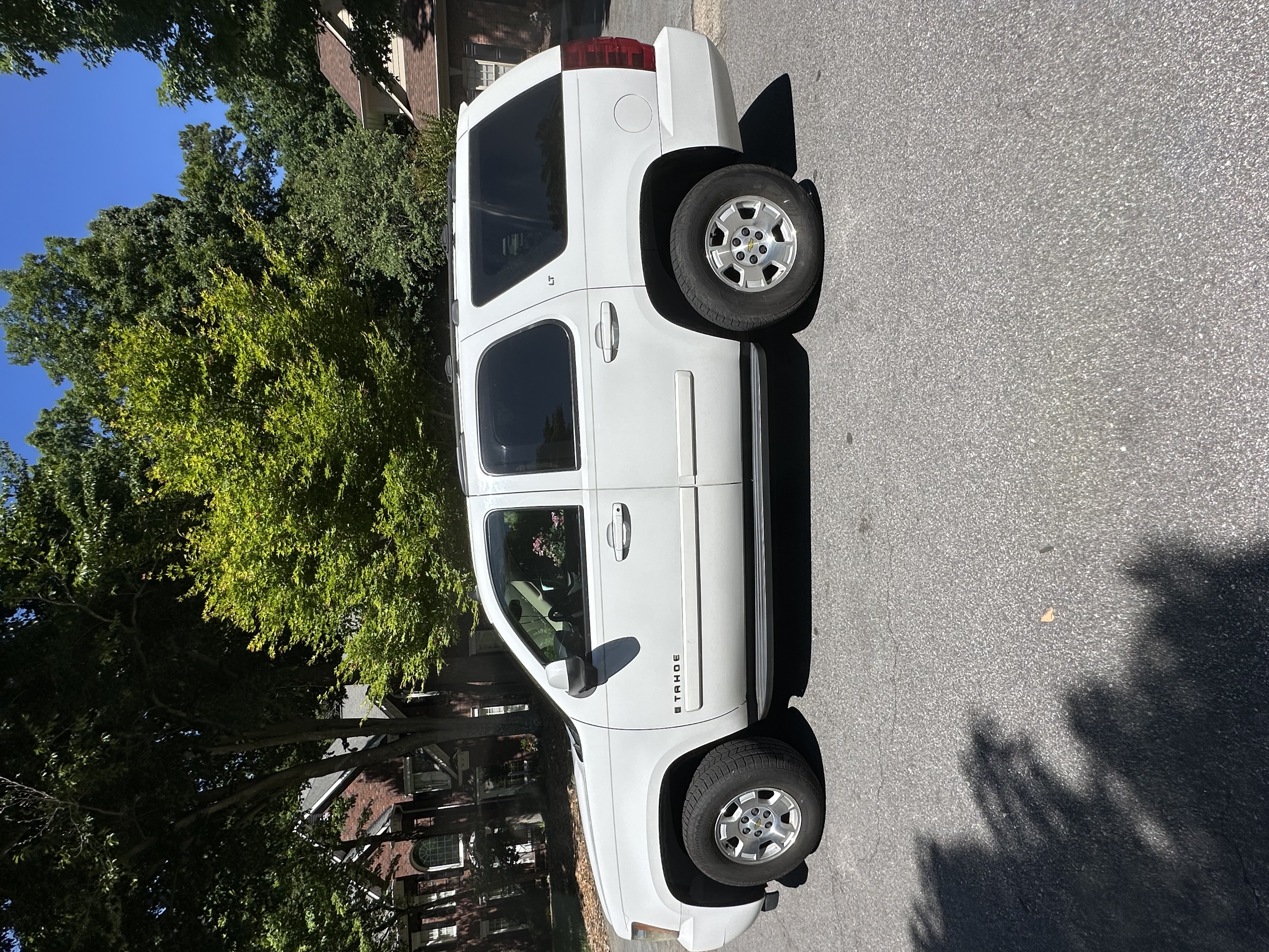 Used 2007 Chevrolet Tahoe LT w/ LT Preferred Equipment Group RWD image 4