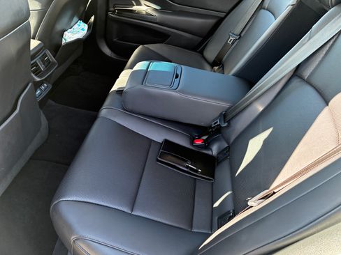 Used 2020 Lexus ES 350 w/ Premium Package image 14