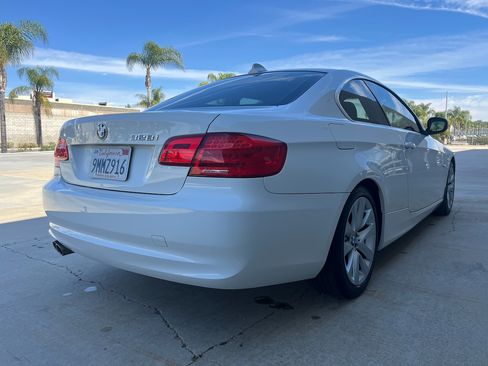 Used 2011 BMW 328i Coupe image 9