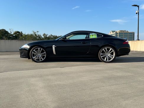 Used 2007 Jaguar XKR R image 17