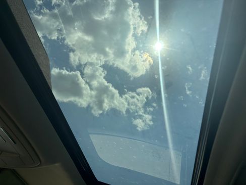 Used 2020 GMC Yukon XL SLT w/ Open Road Package image 6