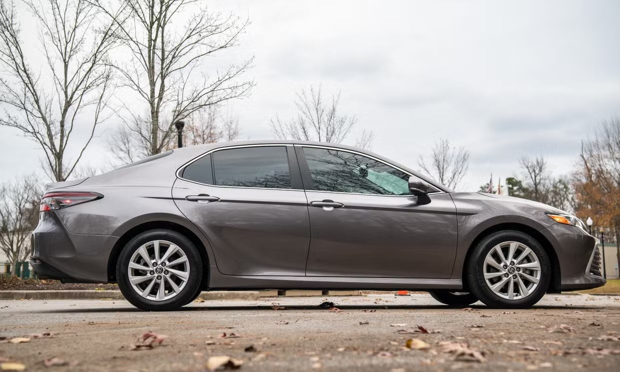 Used 2024 Toyota Camry LE w/ Convenience Package FWD image 16