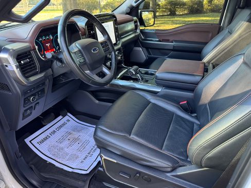 Used 2022 Ford F150 Lariat w/ Max Trailer Tow Package image 13