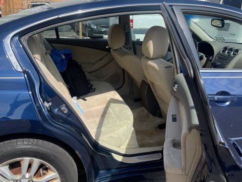 Used 2012 Nissan Altima 2.5 S w/ 20th Anniversary Pkg image 12