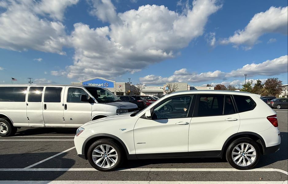 Used 2016 BMW X3 xDrive28i AWD/4WD image 2