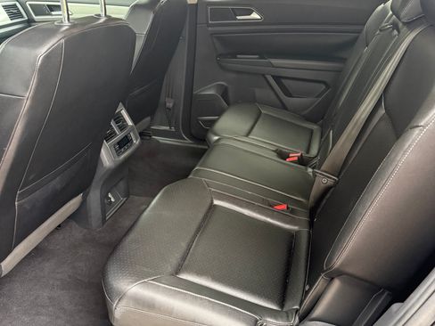 Used 2019 Volkswagen Atlas SE image 15