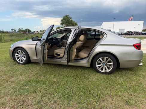 Used 2015 BMW 528i Sedan RWD image 5