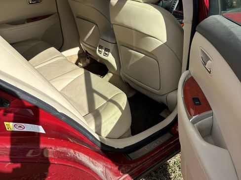 Used 2010 Lexus ES 350 w/ Preferred Accessory Package image 9