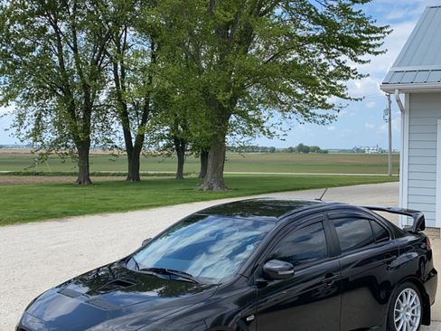 Used 2015 Mitsubishi Lancer Evolution GSR AWD/4WD image 2