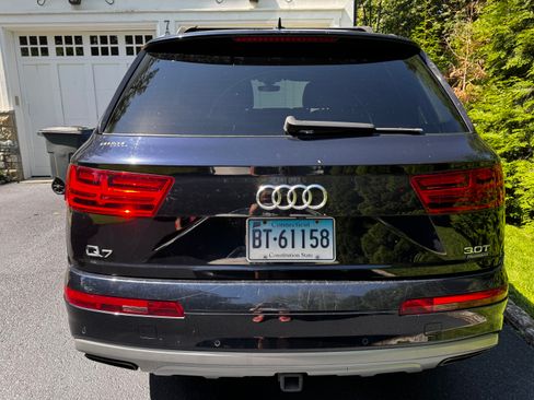 Used 2017 Audi Q7 3.0T Premium Plus AWD/4WD image 4