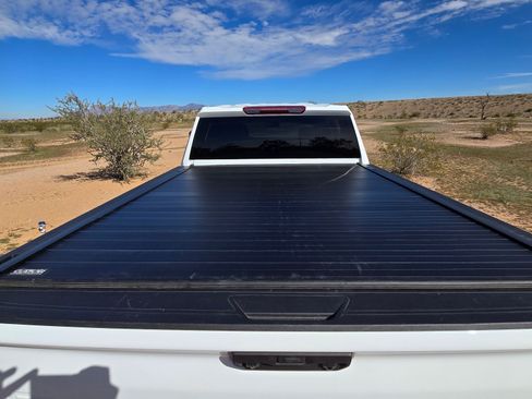 Used 2024 Chevrolet Silverado 2500 LT w/ Convenience Package image 11