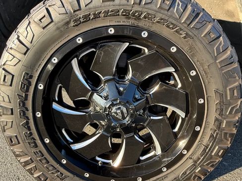 Used 2013 Toyota Tundra Platinum image 26