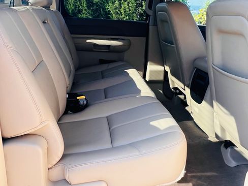 Used 2012 GMC Sierra 1500 SLE w/ Regional Value Package image 11