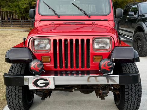 Used 1995 Jeep Wrangler SE image 18