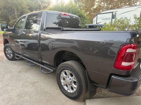 Used 2024 RAM 2500 Laramie AWD/4WD image 8