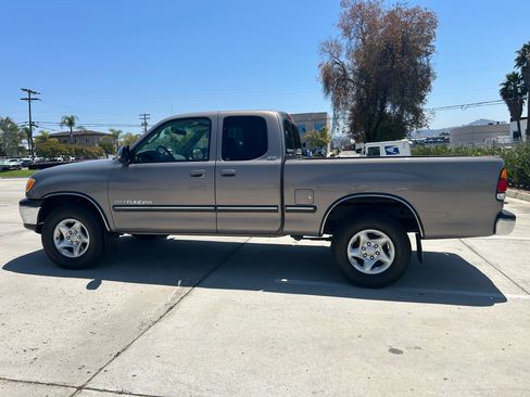 Used 2000 Toyota Tundra SR5 RWD image 10