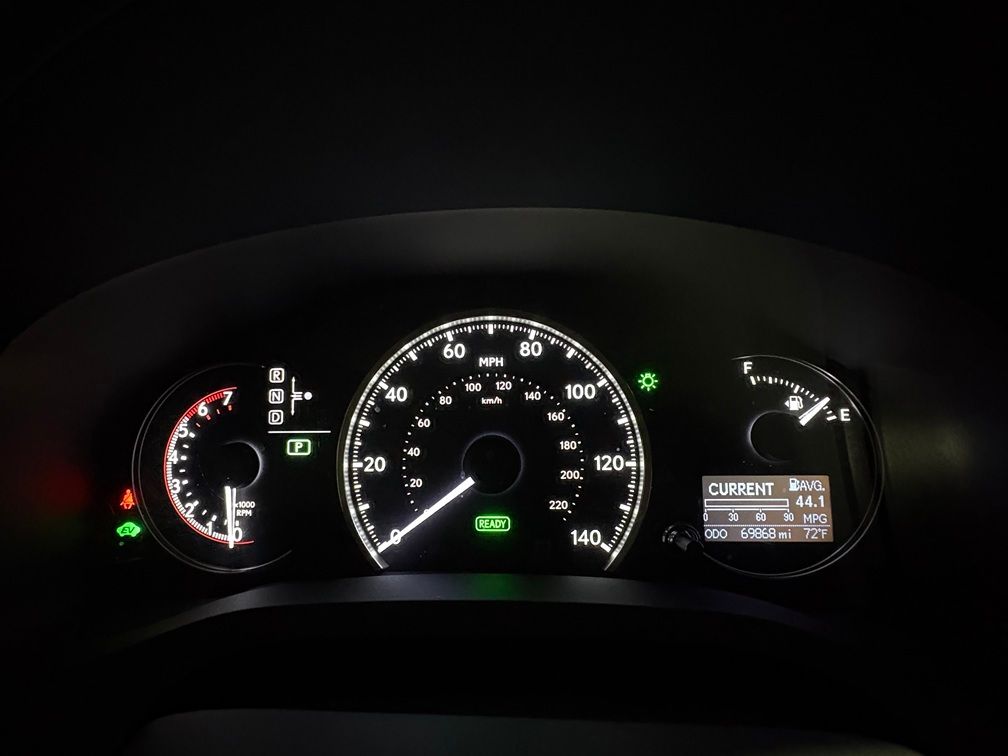 Used 2017 Lexus CT 200h w/ Navigation System Package FWD image 13