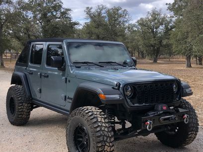 Used 2025 Jeep Wrangler Unlimited Sport