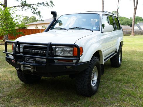 Used 1993 Toyota Land Cruiser image 1