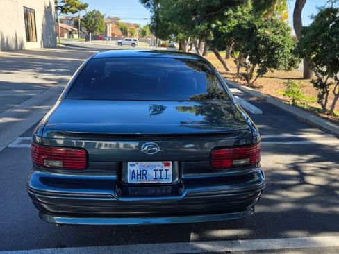 Used 1996 Chevrolet Impala SS image 12