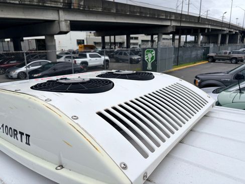 Used 2021 Nissan NV200 S image 9