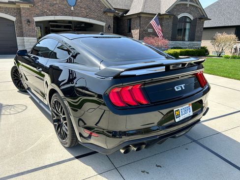 Used 2019 Ford Mustang GT w/ GT Performance Package RWD image 10