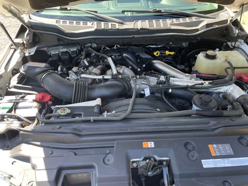 Used 2017 Ford F350 Lariat w/ Chrome Package AWD/4WD image 12