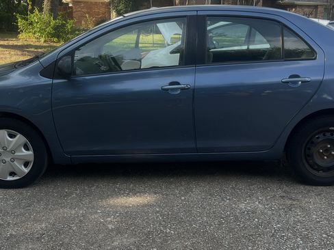 Used 2009 Toyota Yaris Sedan w/ PWR Pkg w/Steel Wheels FWD image 2