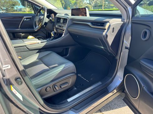 Used 2017 Lexus RX 350 F Sport image 9