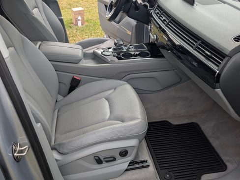 Used 2017 Audi Q7 3.0T Premium Plus image 10