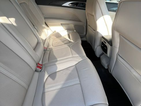 Used 2020 Lincoln MKZ Reserve w/ Elements Package AWD/4WD image 11