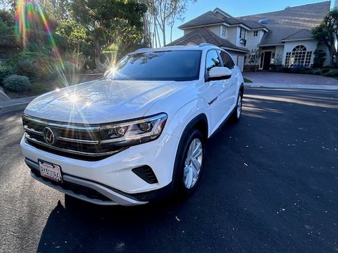 Used 2021 Volkswagen Atlas Cross Sport SE w/ Panoramic Sunroof Package image 23