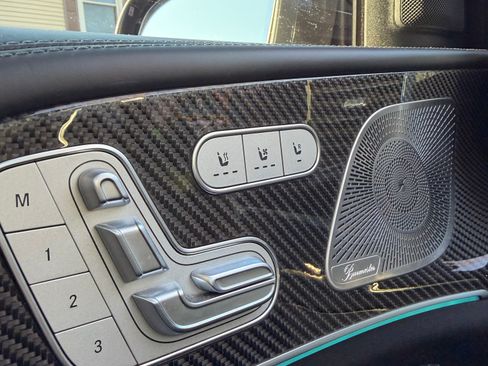 Used 2022 Mercedes-Benz GLE 53 AMG GLE 53 4MATIC Sport Utility 4D image 10