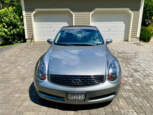 Used 2004 INFINITI G35 Coupe w/ Premium Pkg image 10