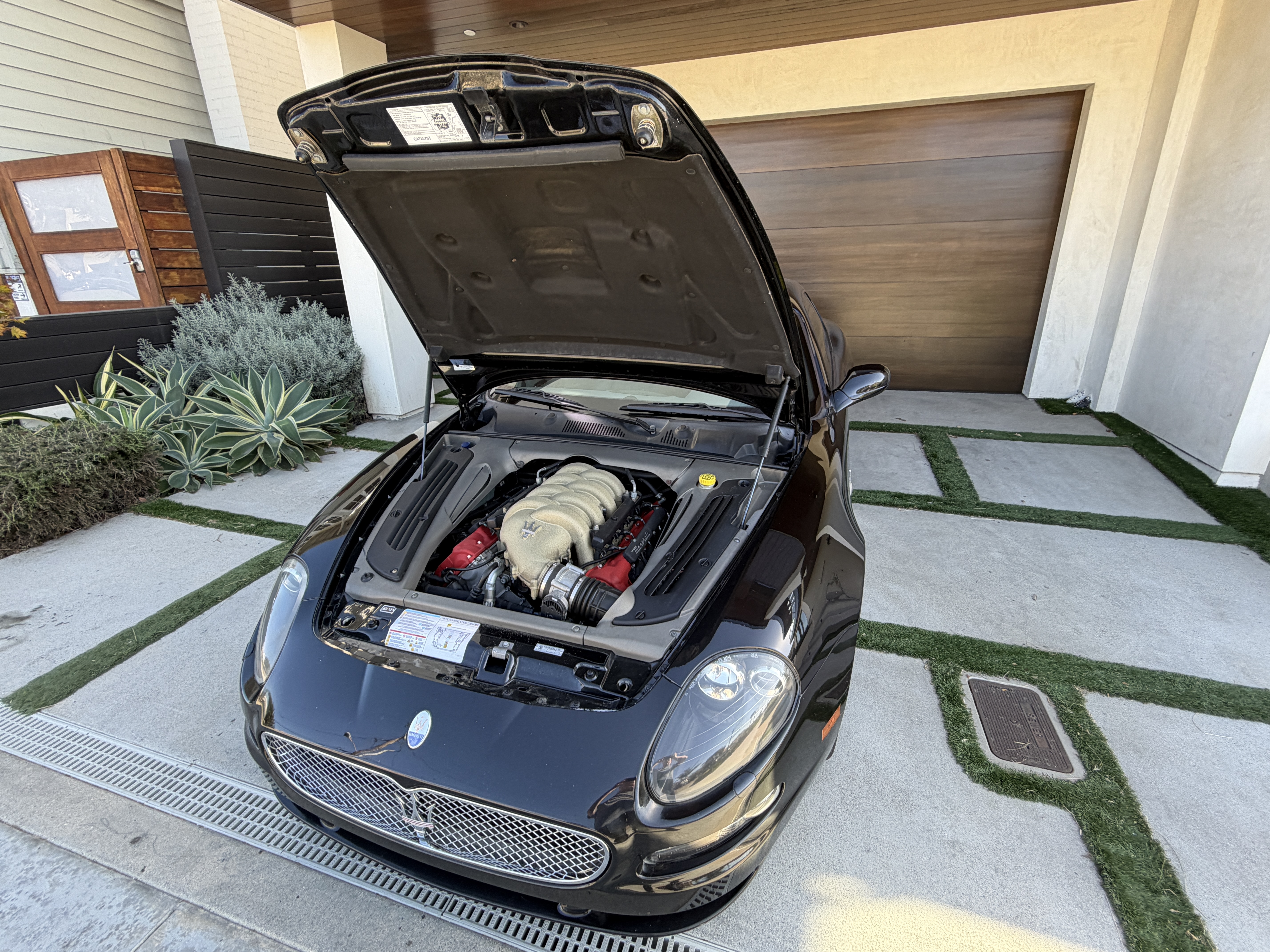 Used 2005 Maserati GranSport Coupe RWD image 6
