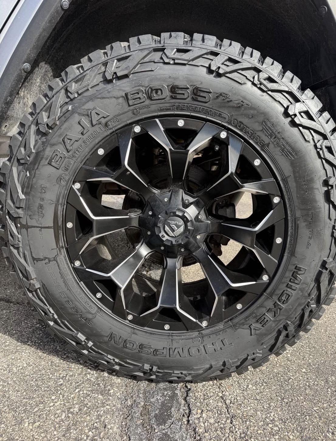 Used 2020 Jeep Wrangler Unlimited Sahara AWD/4WD image 9