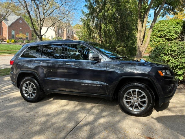 Used 2015 Jeep Grand Cherokee Limited AWD/4WD image 1