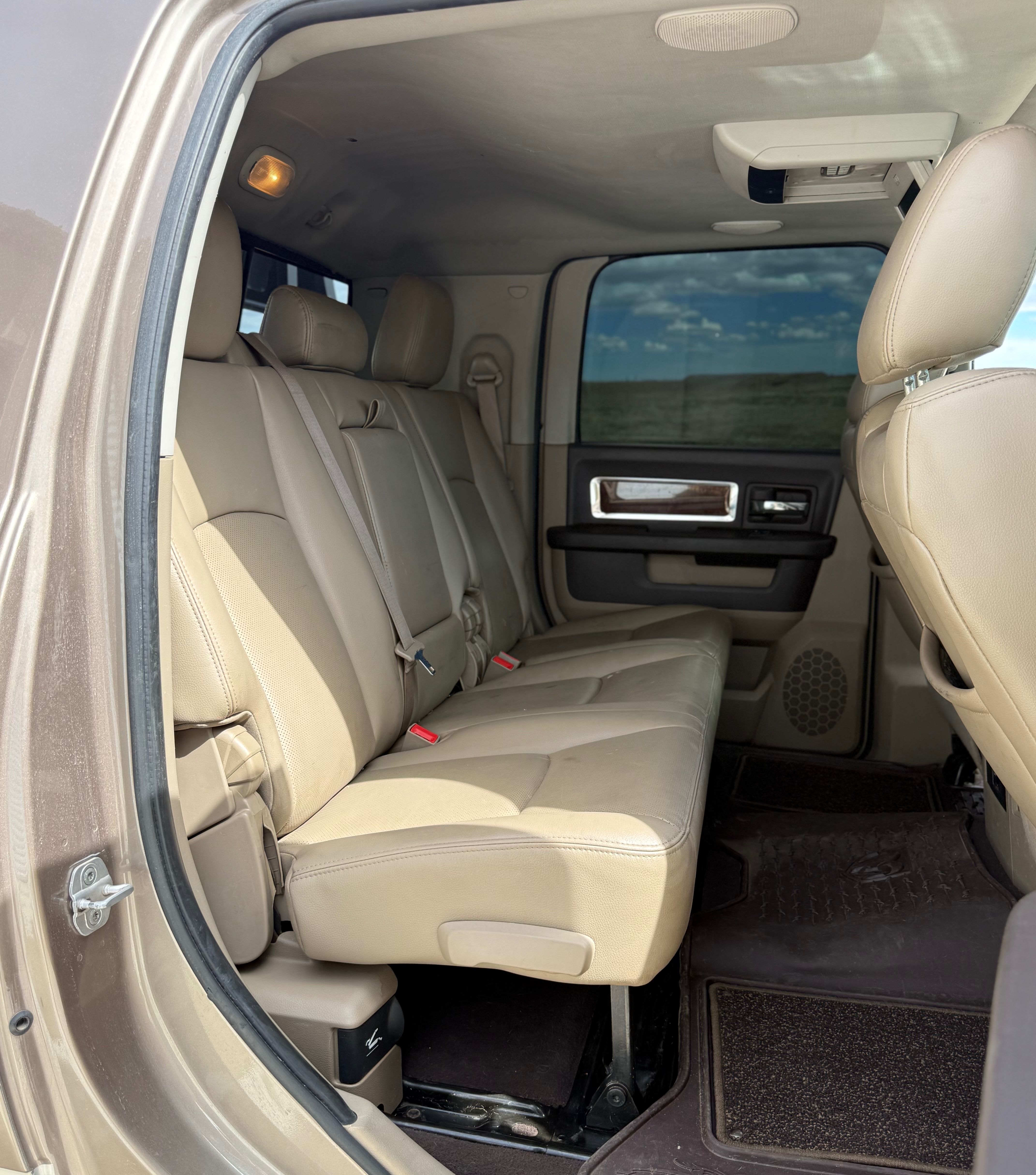Used 2010 Dodge Ram 3500 Truck Laramie w/ Protection Group AWD/4WD image 20