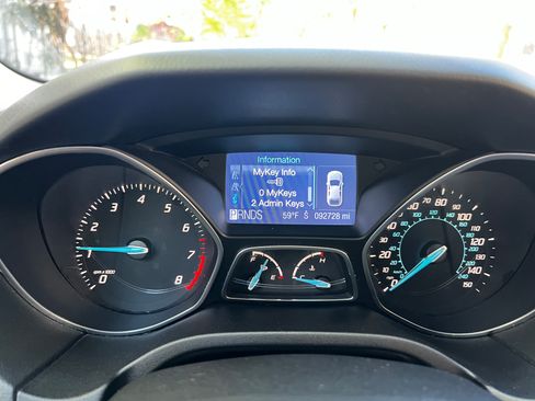 Used 2012 Ford Focus SE FWD image 17