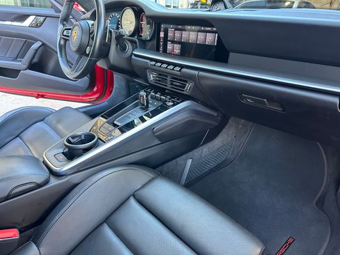 Used 2021 Porsche 911 Turbo S image 27