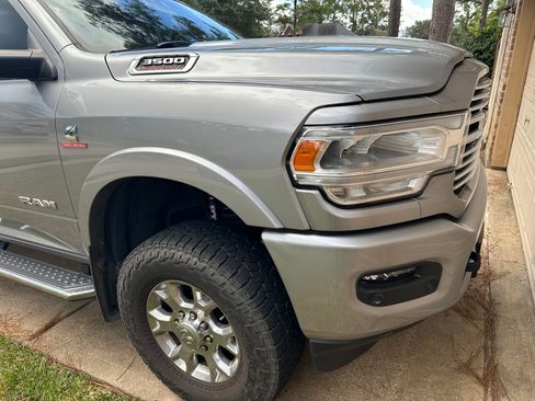 Used 2022 RAM 3500 Laramie image 13