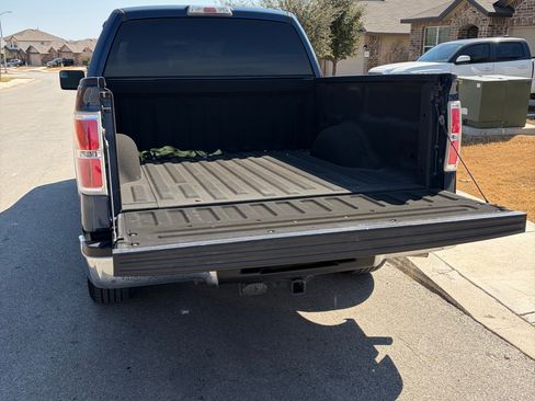 Used 2013 Ford F150 XLT w/ Mid Equipment Group image 6