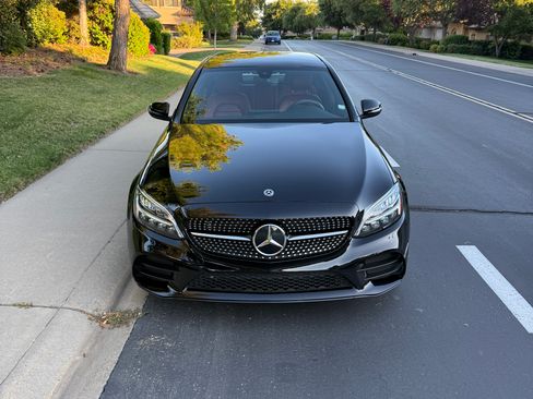 Used 2021 Mercedes-Benz C 300 Sedan image 2
